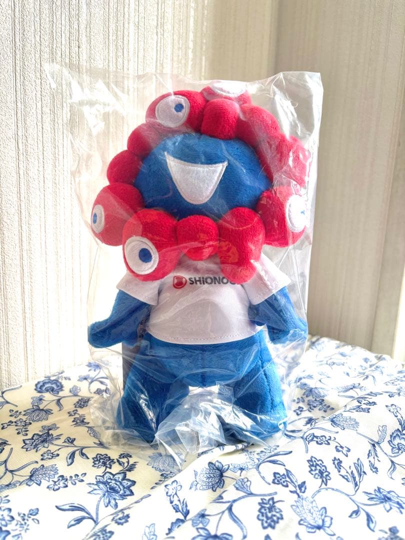 【希少】立つミャクミャク ぬいぐるみ【レア】