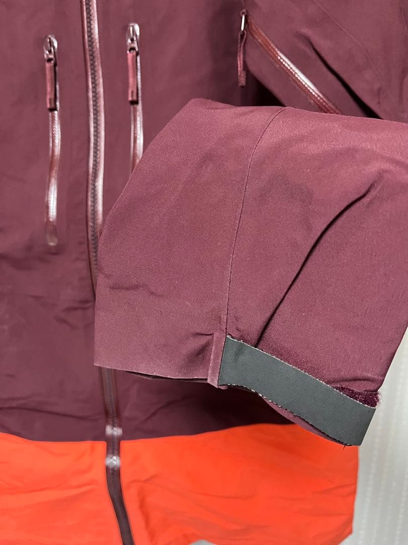 アークテリクス。ゴアテックス　センチネルLT ジャケット