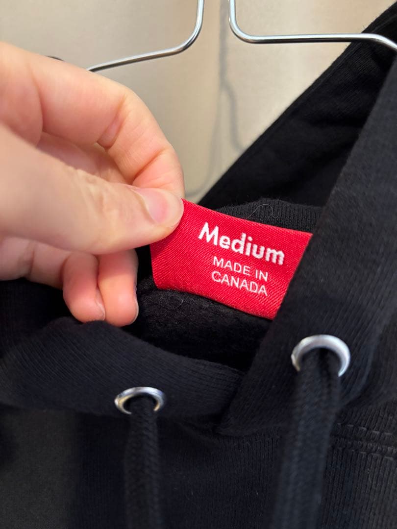 supreme スモールボックスロゴ　パーカー　ブラック