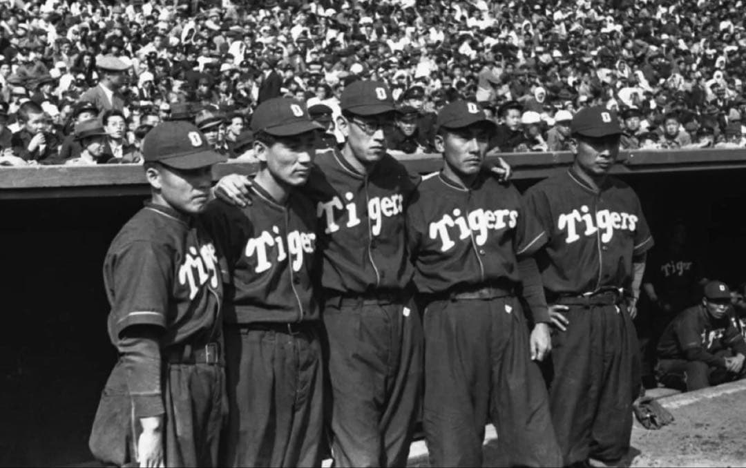 阪神タイガース　能見篤史投手ユニフォーム　1948-1949復刻モデル