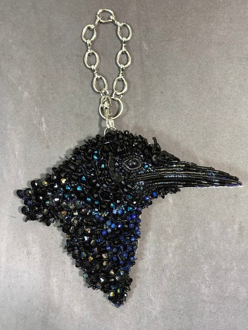 【ハシボソガラス】ビーズ刺繍ブローチバッグチャーム