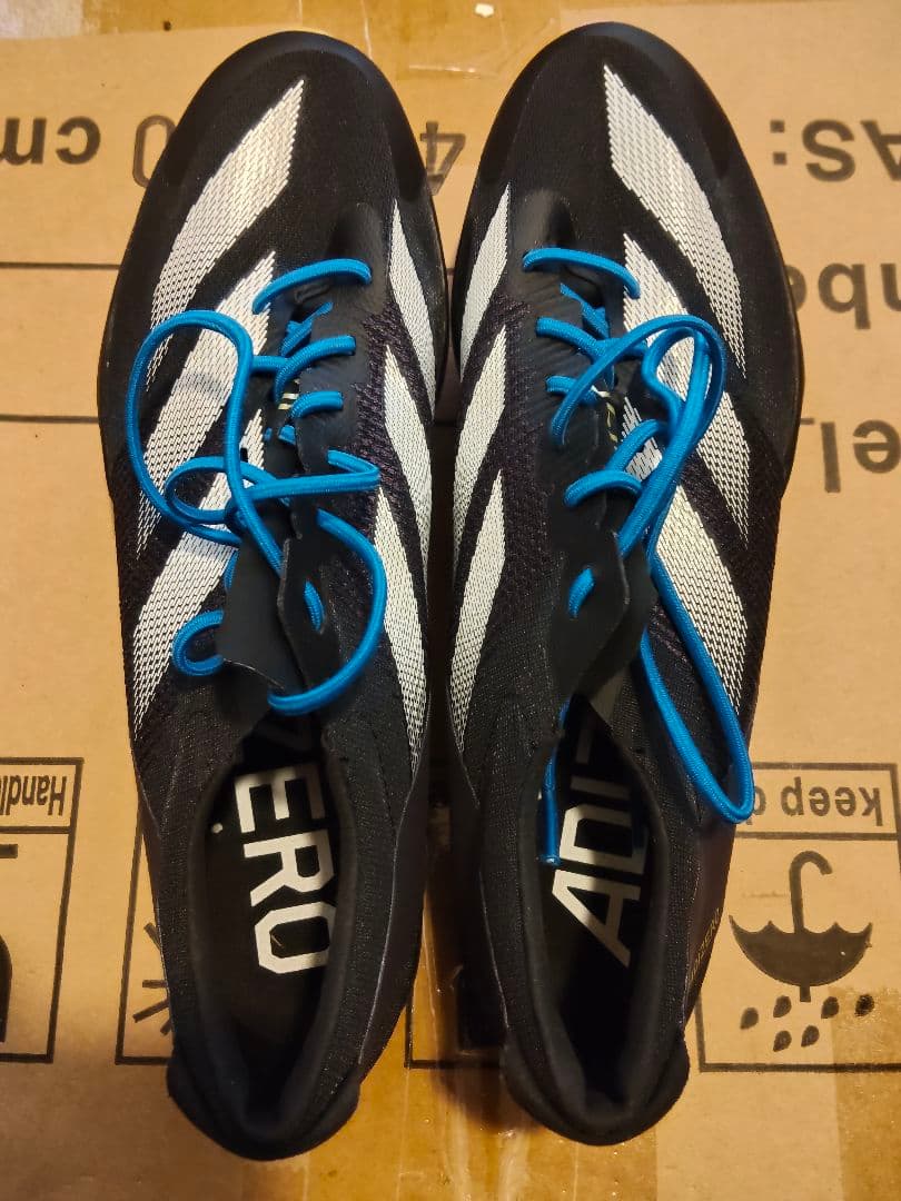 アディゼロ フィネス 27.5cm