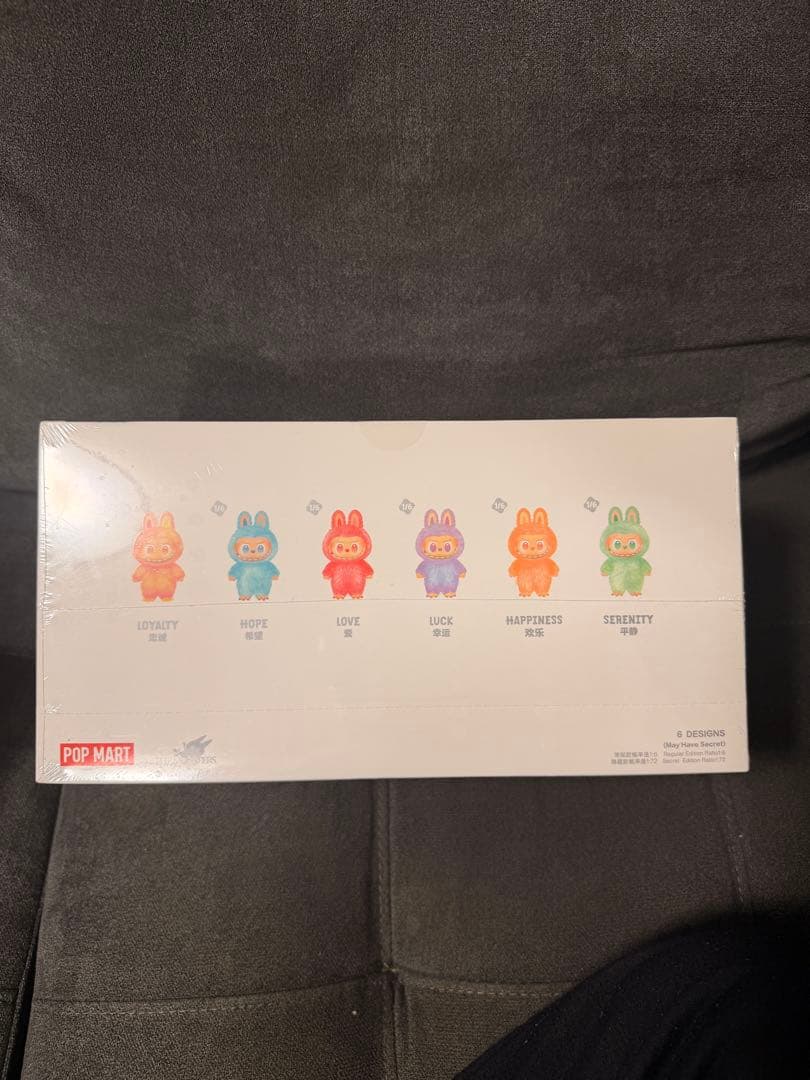 Big into Energy ラブブ labubu コレクション