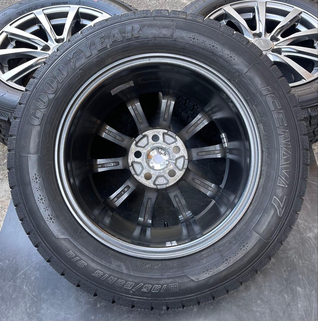 売り切り 美品 バリ溝 2024年製 プリウス スタッドレスタイヤ 4本セット