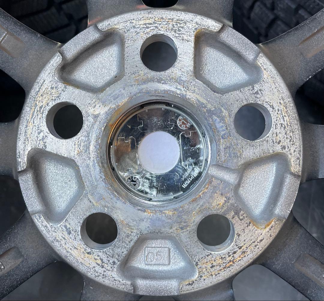 売り切り 美品 バリ溝 2024年製 プリウス スタッドレスタイヤ 4本セット