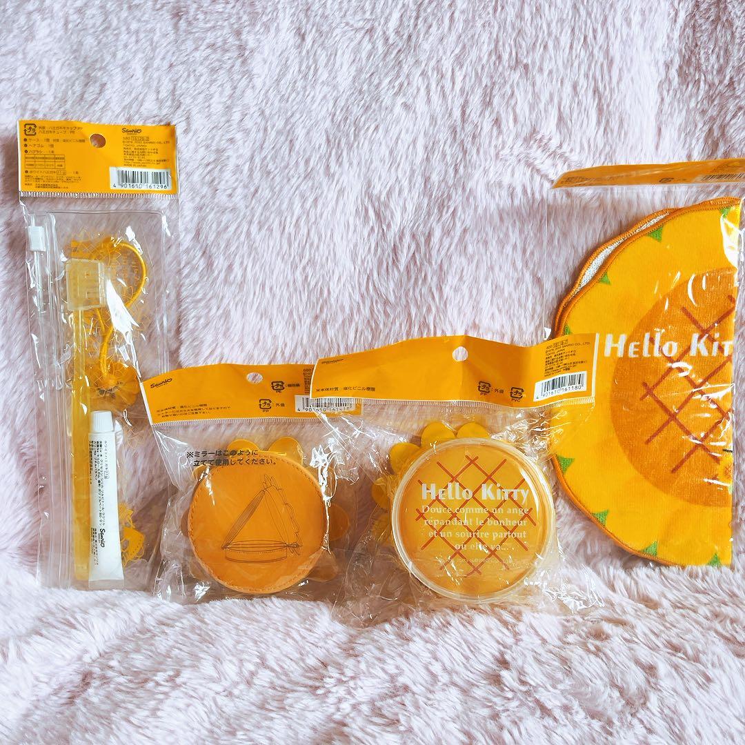 希少レア　ハローキティ　ヒマワリ　ポーチ　ミラー　タオル　2003 サンリオ