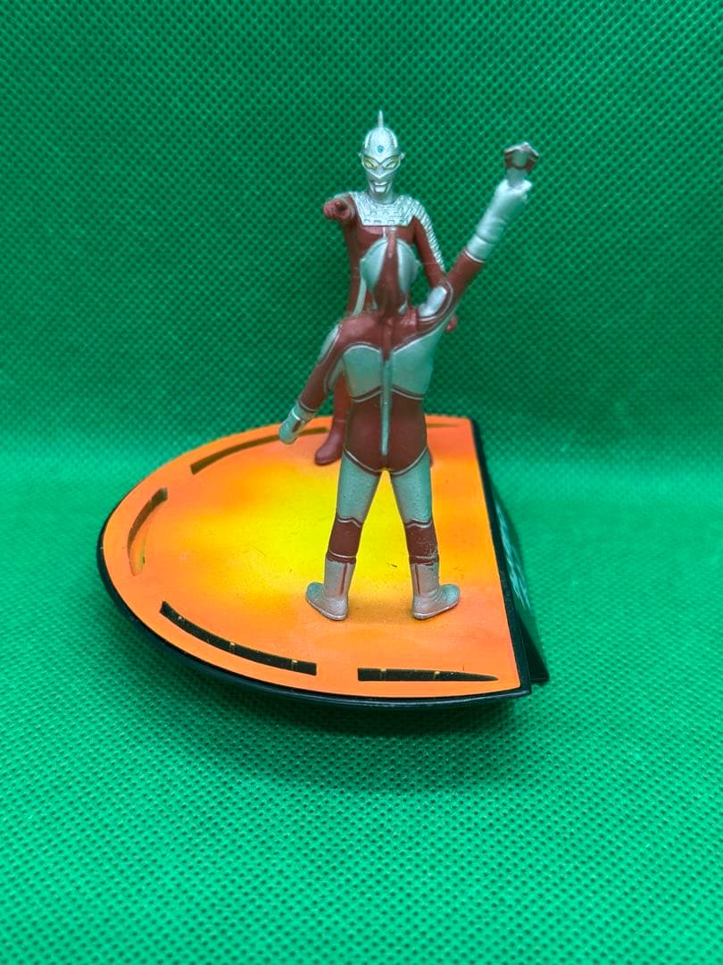 3個セット ウルトラ怪獣戯画 ウルトラ兄弟激闘史III ウルトラセブンなど