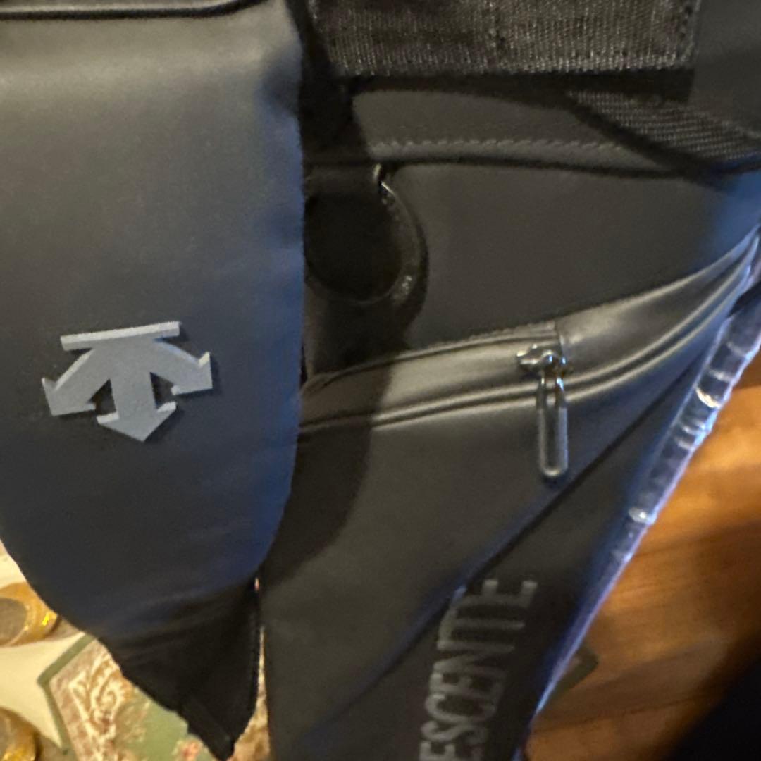 DESCENTE　キャディバッグ　軽量　6.5型　デサント