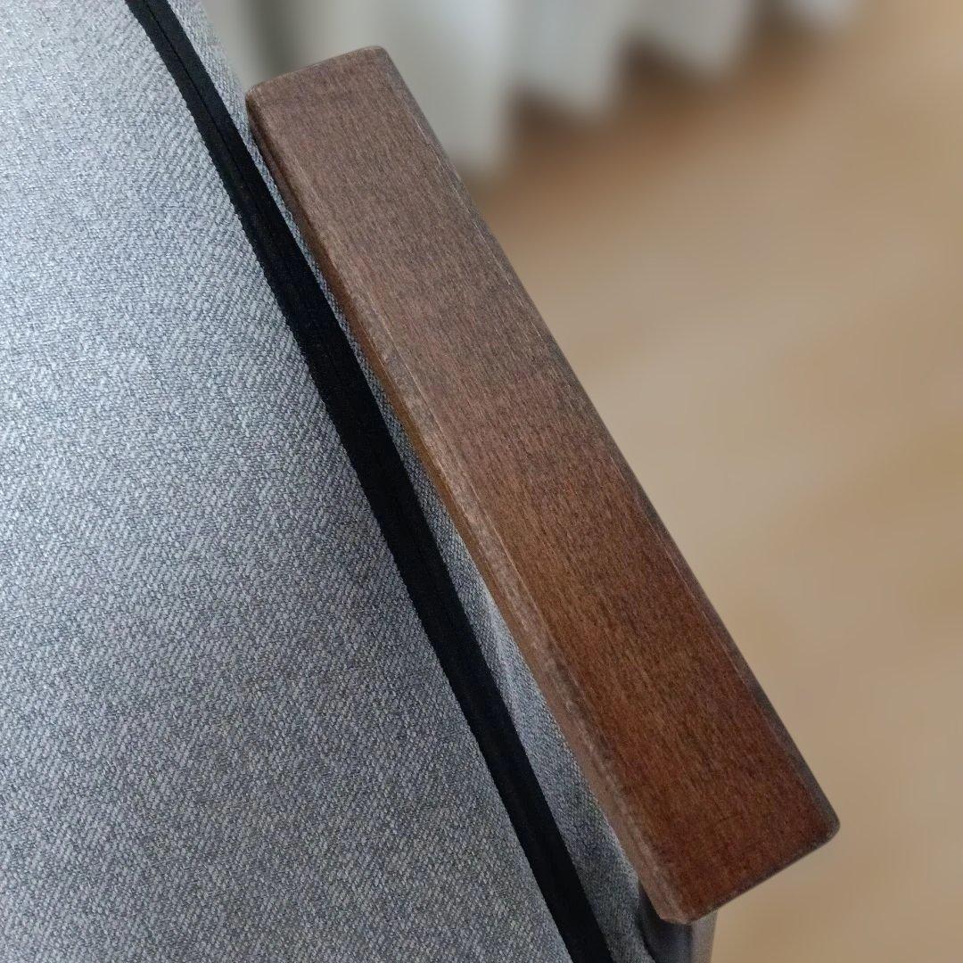 リクライニング機能付き　グレー　ソファ　一人掛けチェア