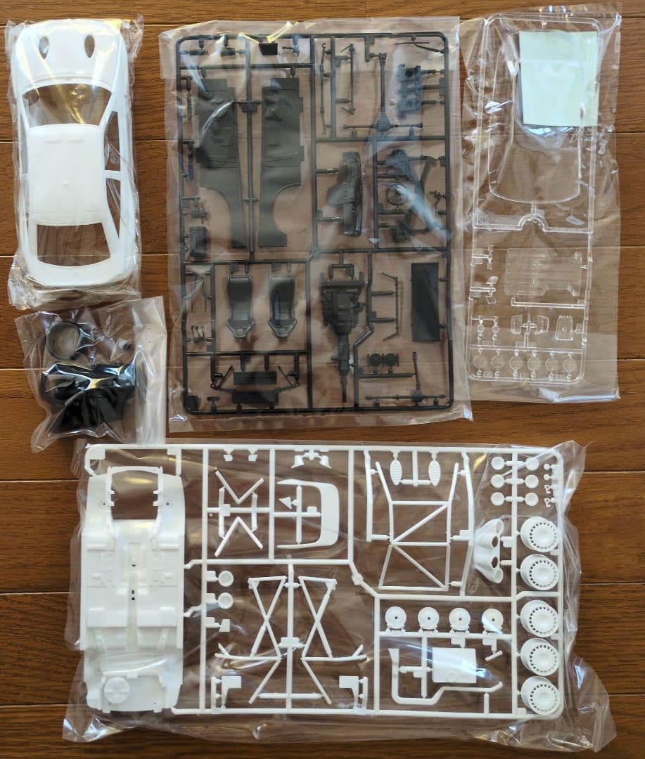 タミヤ 1/24 フォード エスコート RS コスワース＆インプレッサ＆ランサー