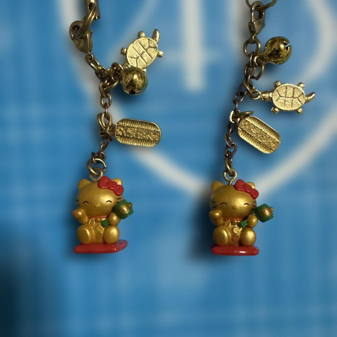 ハローキティ ご当地キティ根付けストラップ2個セット