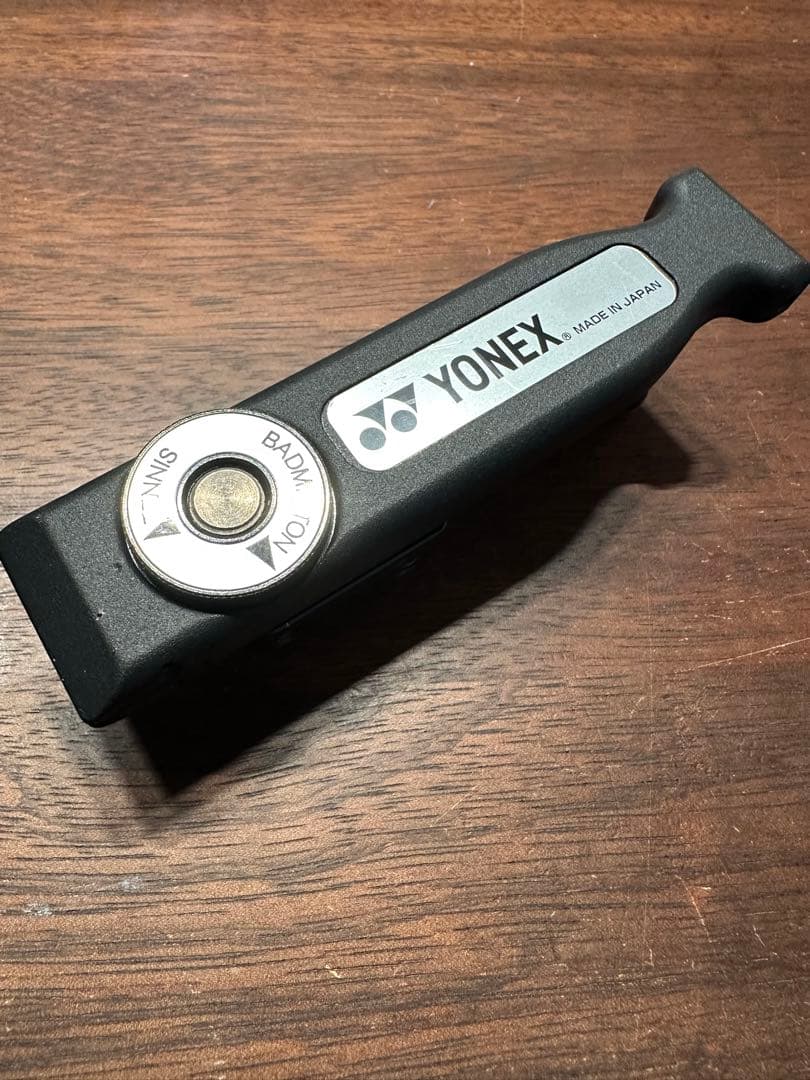 YONEX製　スターティングクランプ