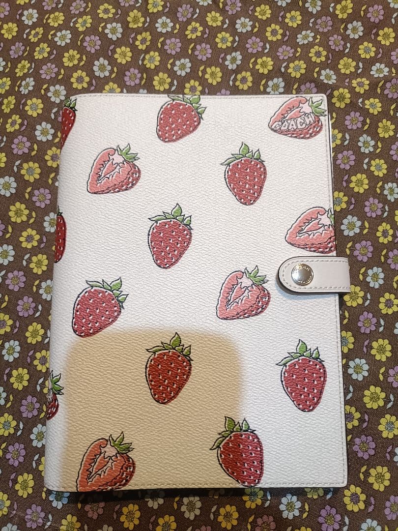 COACH ノートブック　ストロベリープリント