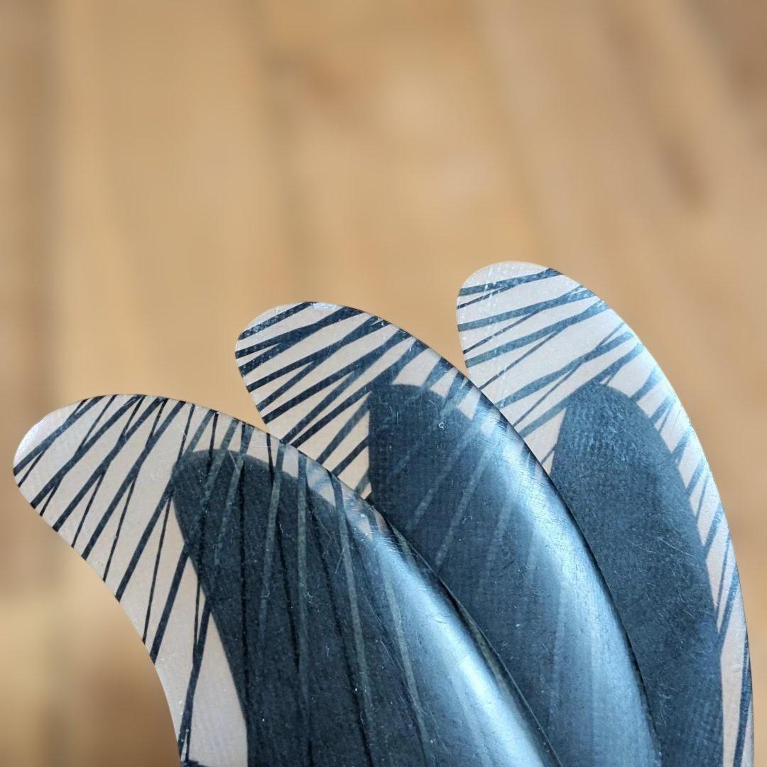 FCSⅡパフォーマー　エアコア カーボン トライフィン M