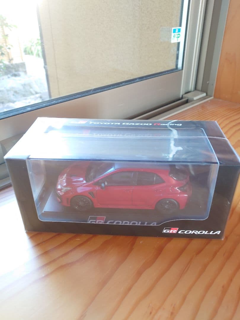 トヨタ　GRカローラ　エモーショナルレッドⅡ