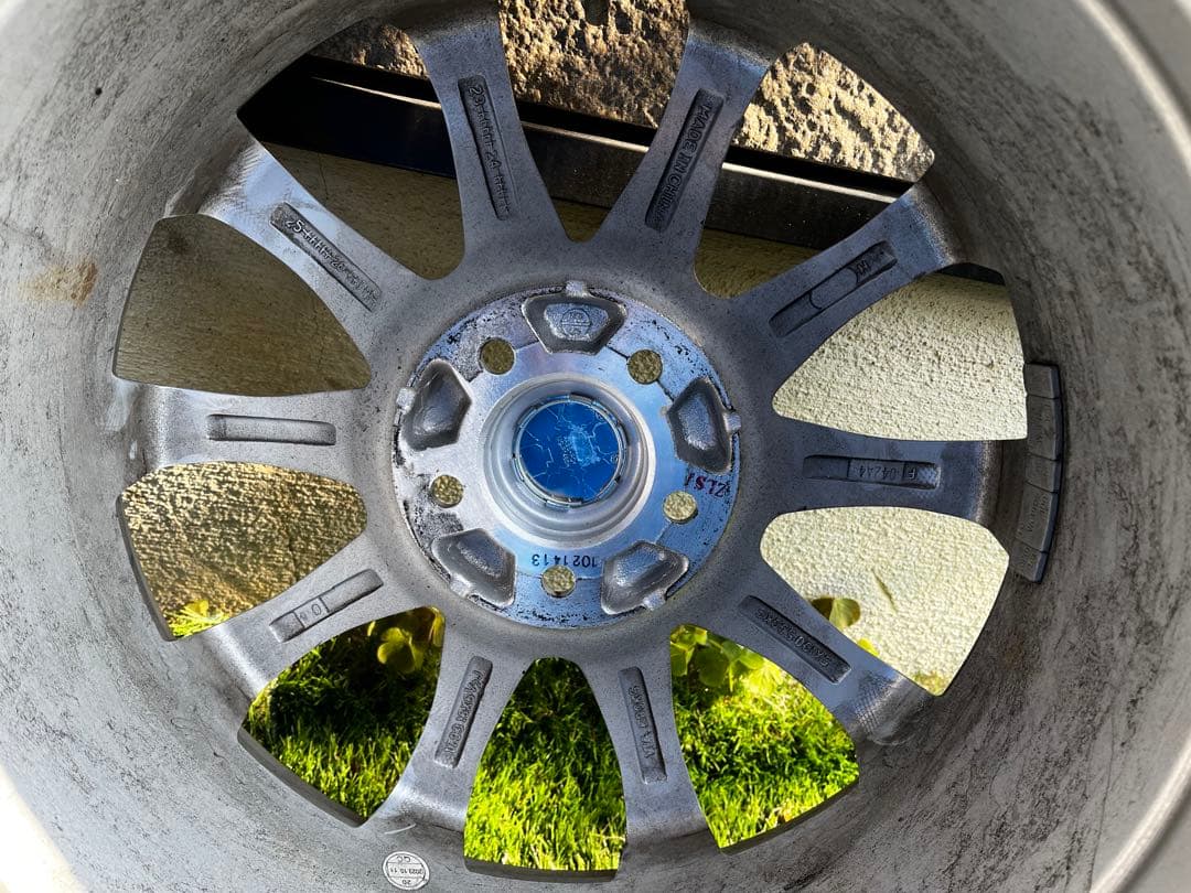 バリ溝　スタッドレスタイヤ　GRIPMAX ホイールセット　205/55R16