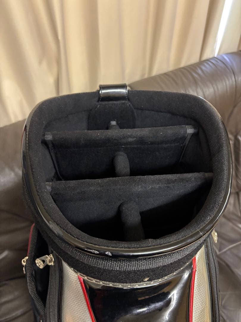 ブリヂストンゴルフ　キャディーバッグ　ツアーモデル　カバー各種つき