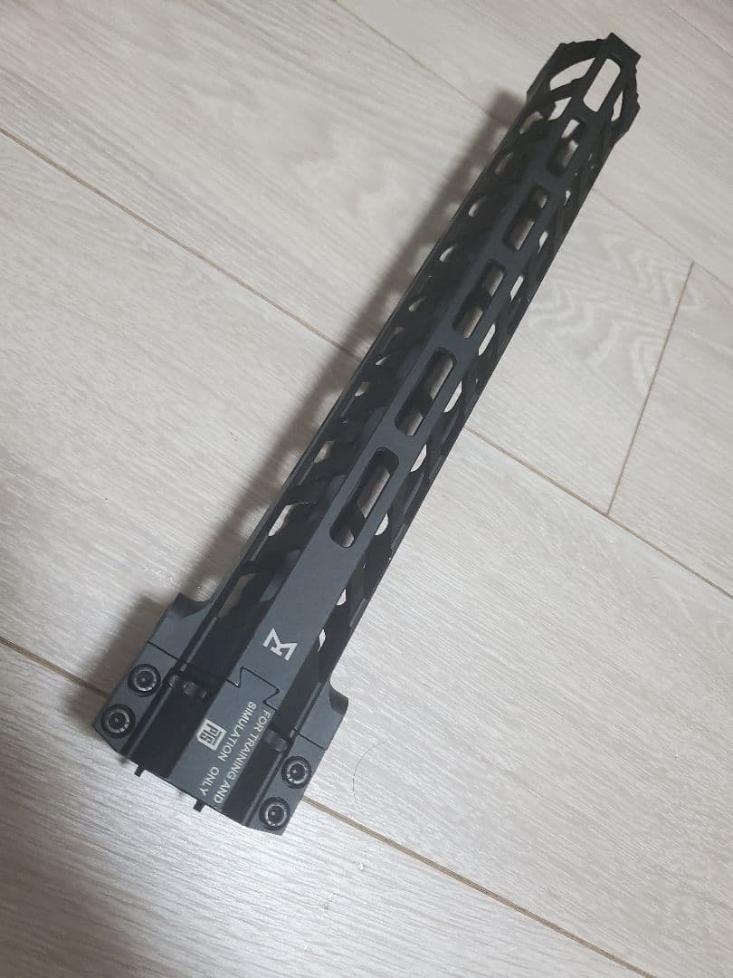 PTS SAA Fortisタイプ M-LOKレールハンドガード 12inch