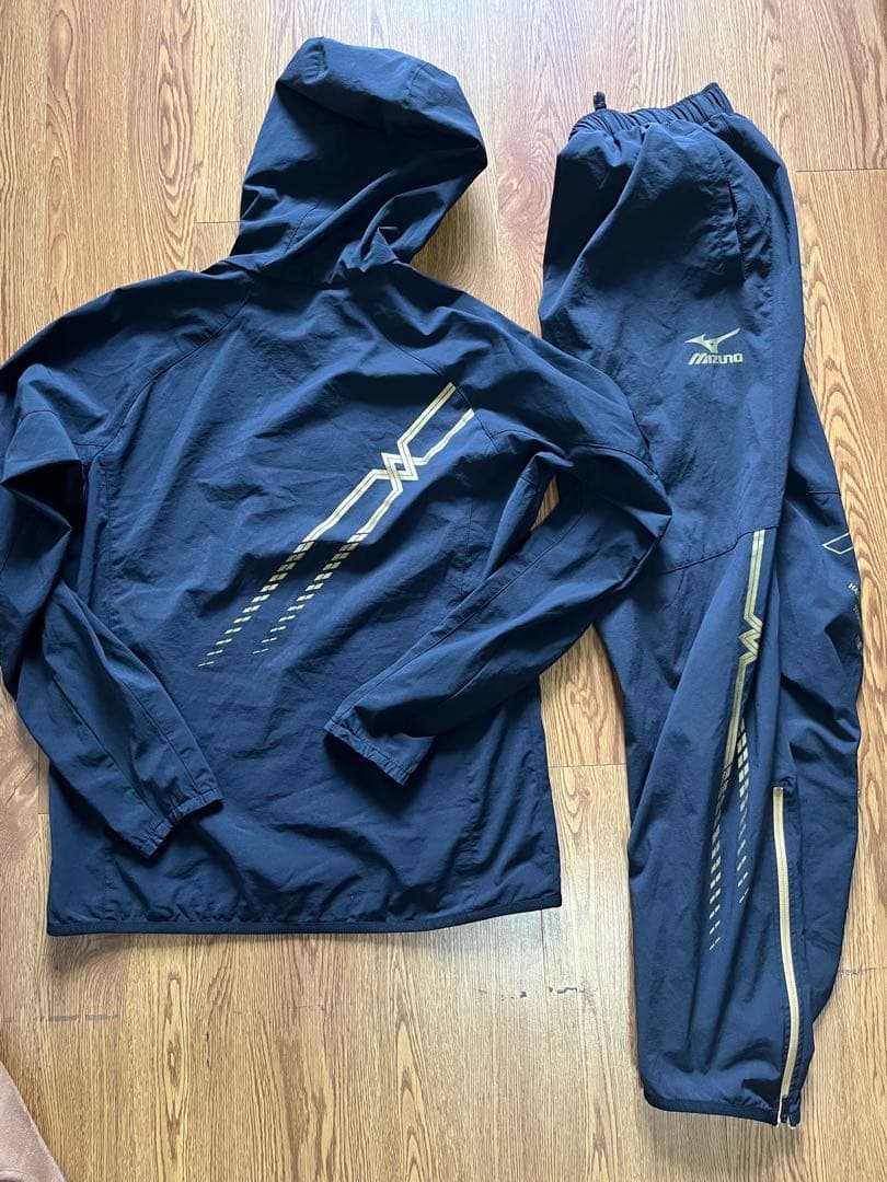 Mizuno ランニング　ジャージ　陸上競技