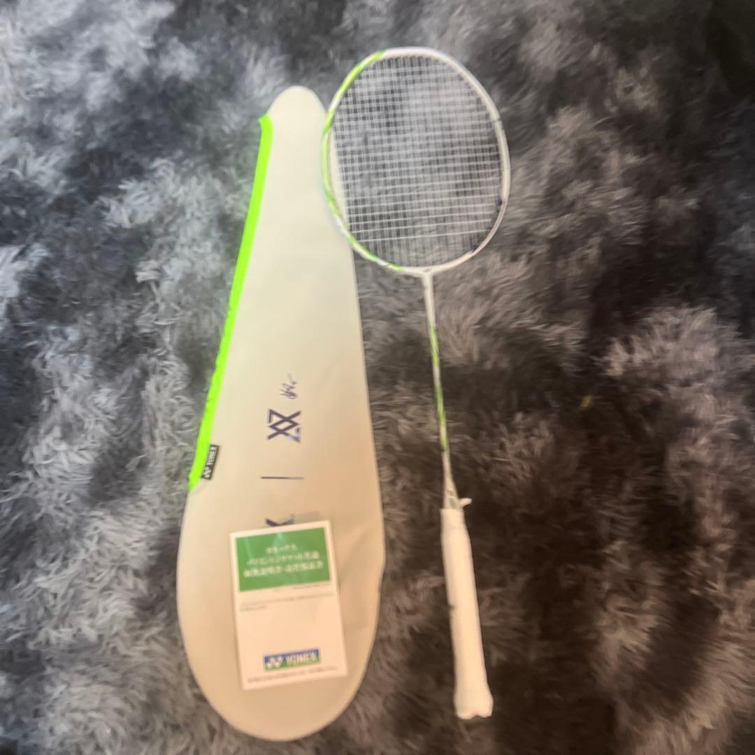 YONEX アストロクス100ZZ VA