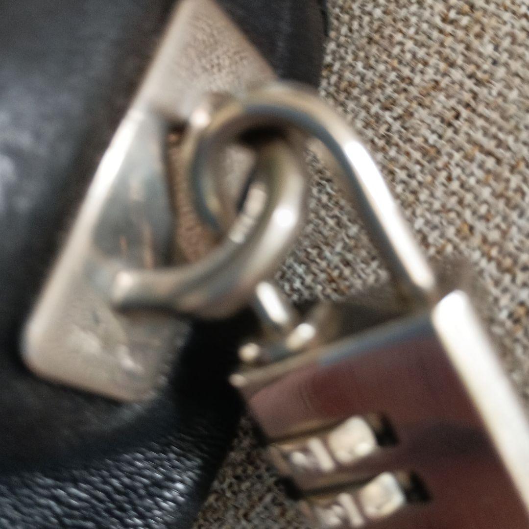 PRADA ブラックレザー バッグ