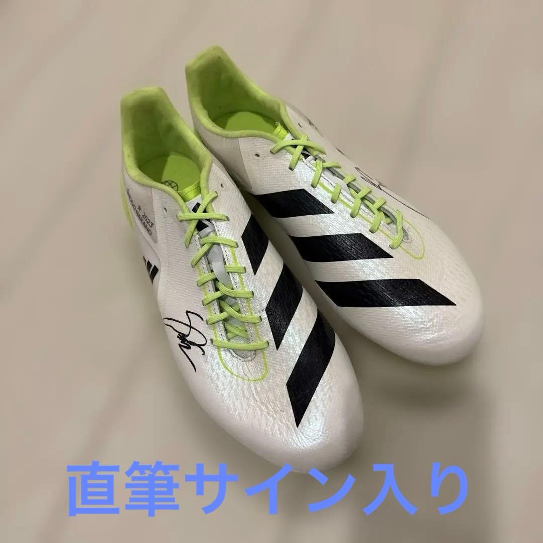 【中野将伍｜東京サントリーサンゴリアス】スパイク（直筆サイン入り）　ラグビー