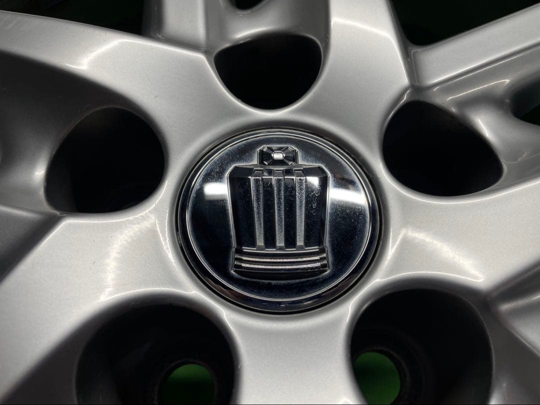 H*R様 洗浄済み⭐︎クラウンアスリート純正18インチアルミ 18×8.0J+4