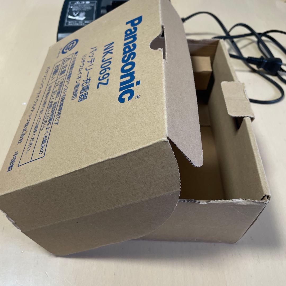 Panasonic NKJ069Z 充電器