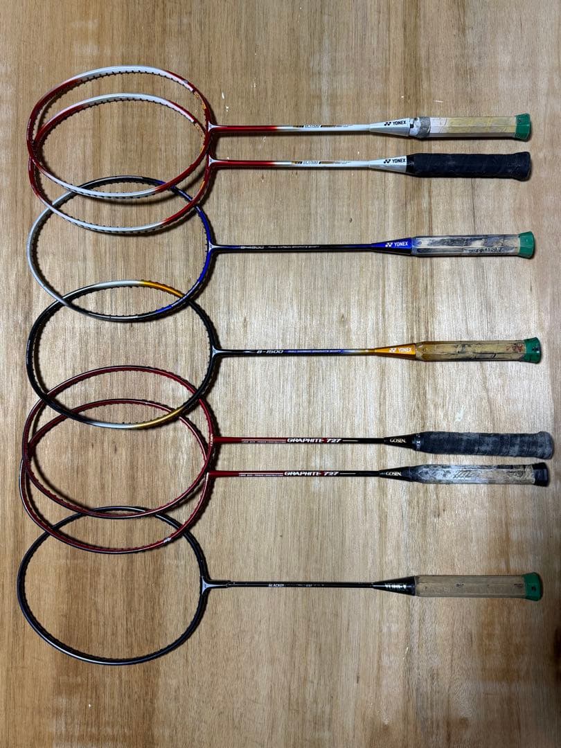 バドミントンラケット　7本セット
