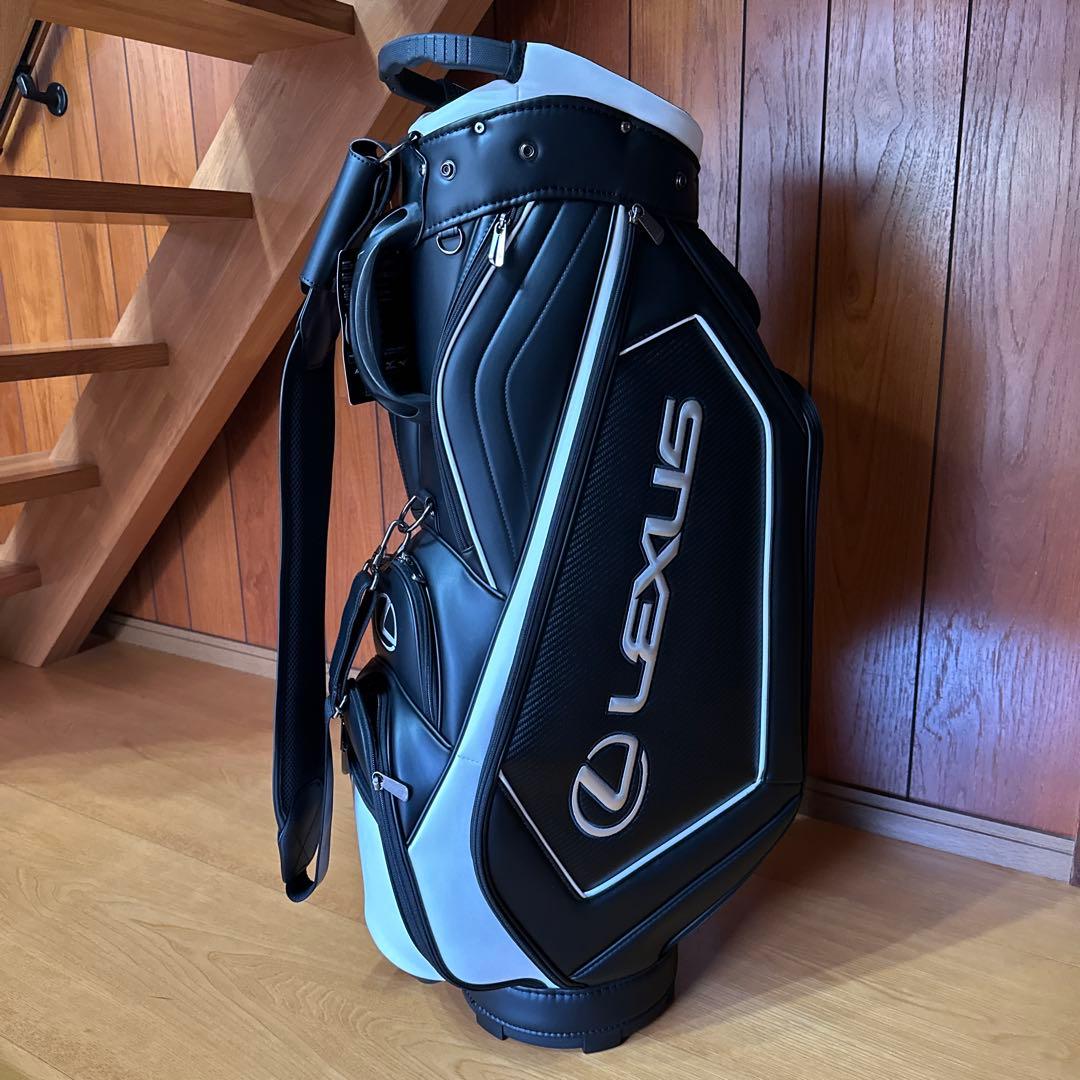 期間限定お値下げ中Lexus キャディバッグ ブラック/ホワイト