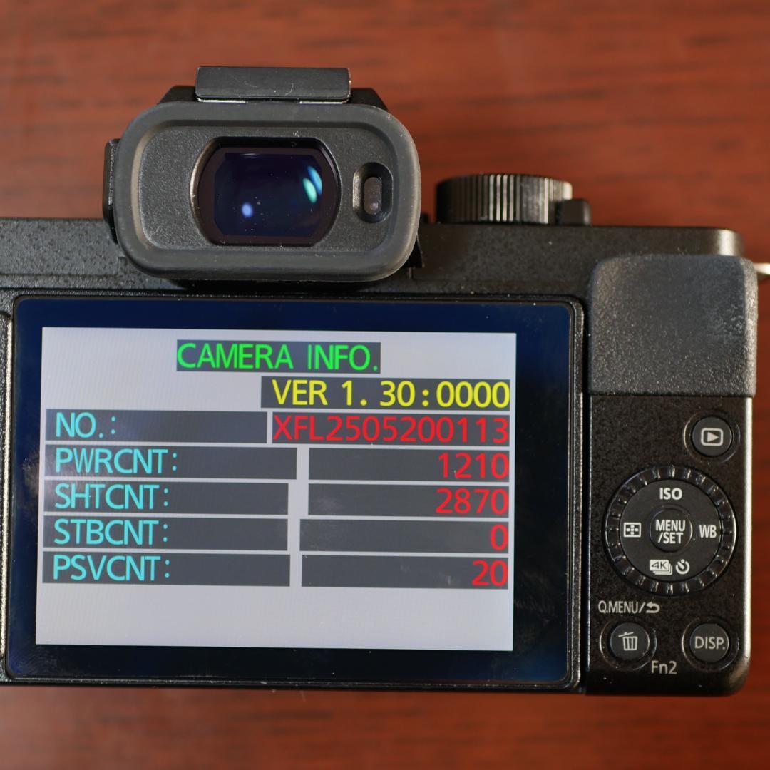 LUMIX DC-G100D　 ミラーレスカメラ 　ボディー　美品