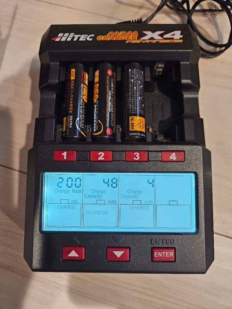 ハイテック X4 アドバンス 充電器 電池おまけ