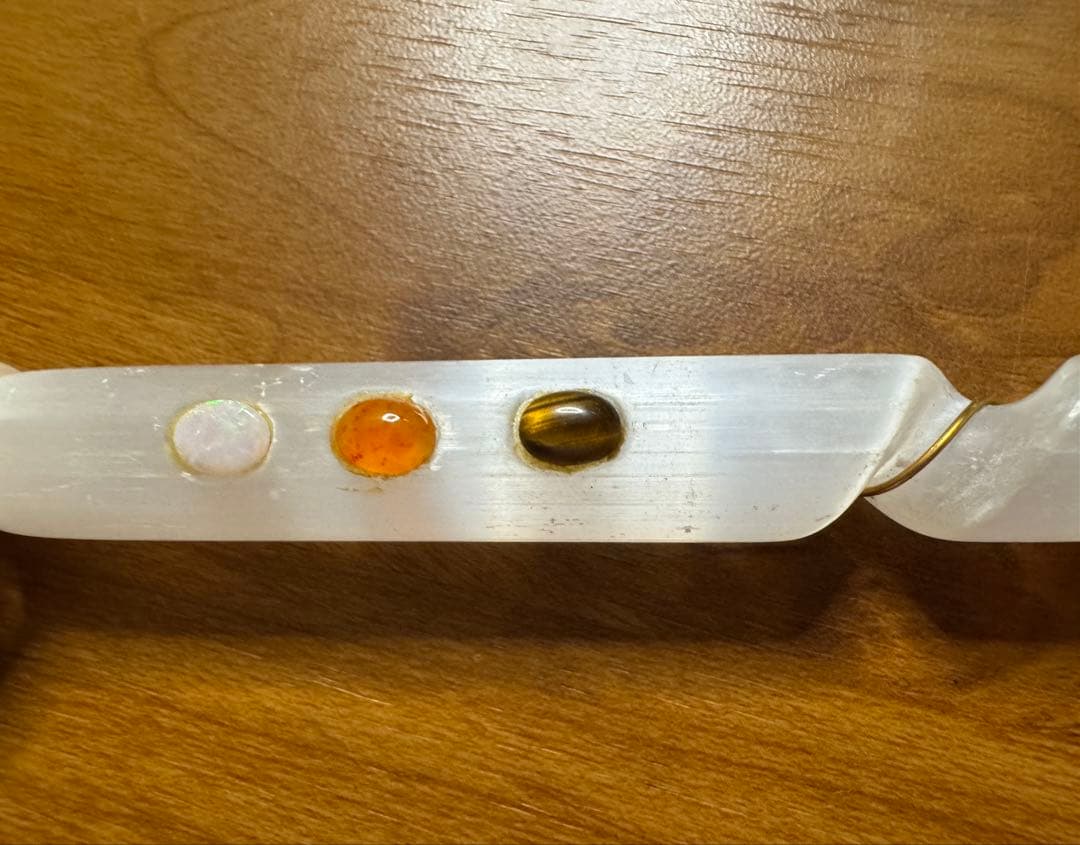 C）パワーストーン&半貴石『奇跡の光を宿すスパイラルワンド』