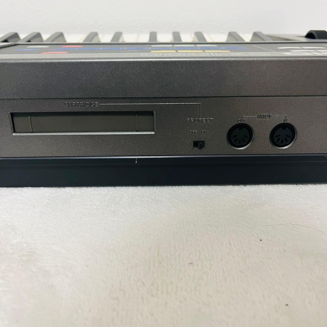 CASIO キーボードシンセサイザー CZ-1000 動作確認済み