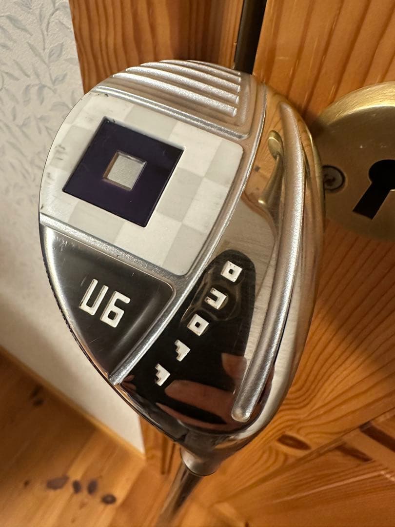 ONOFFレディ 2023 UT6