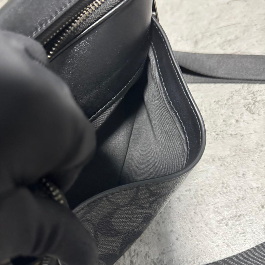 未使用級✨️コーチ カメラバッグ ショルダー 二層 PVCレザー シグネチャー 黒