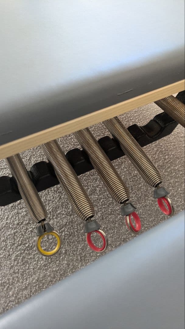 グレー リフォーマー ピラティス