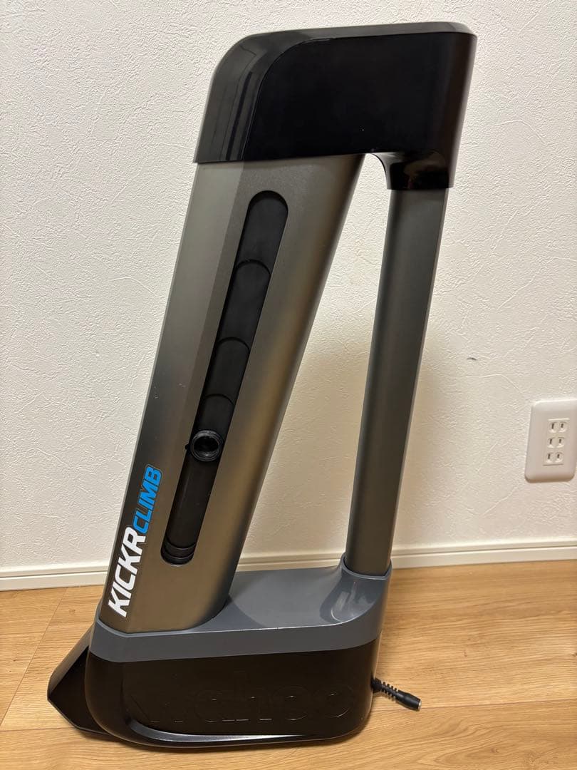 Wahoo KICKR CLIMB 勾配シミュレーター
