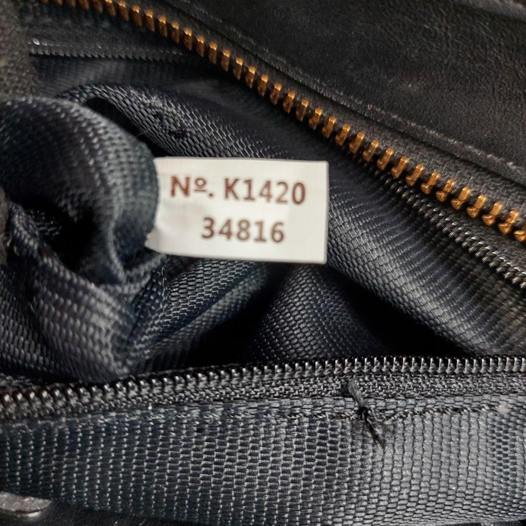 美品　COACH ハンドバッグ　黒　ストラップ　保存袋付き