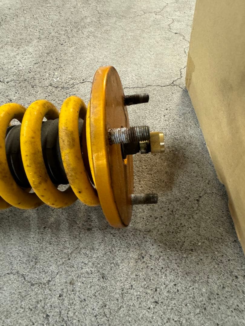 マツダRX-7 FD3S用の OHLINS サスペンション