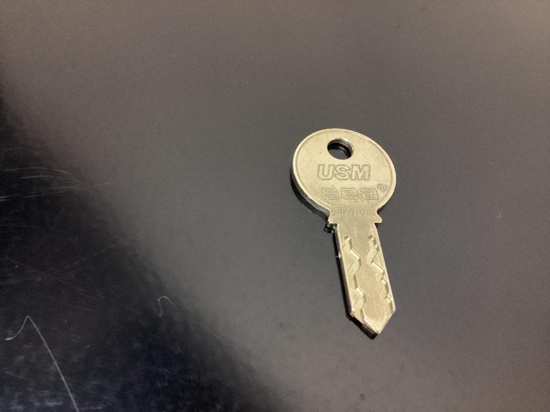 鍵付き　USMハラー　デスクワゴン　２段　ブラック　脇机　袖机