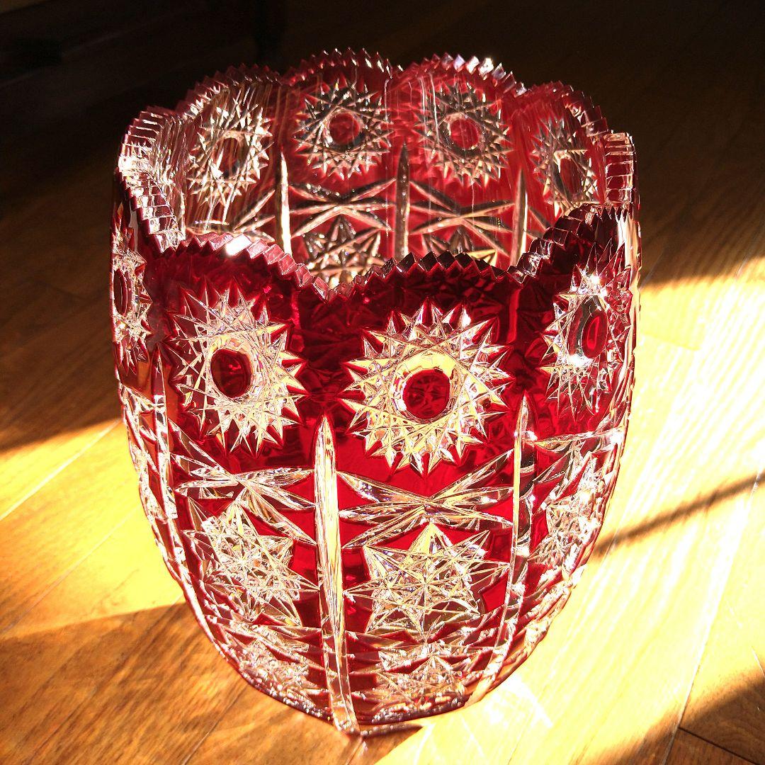 AjkaCrystal アイカクリスタル　色被せ　切子　レッド　赤　花瓶　大