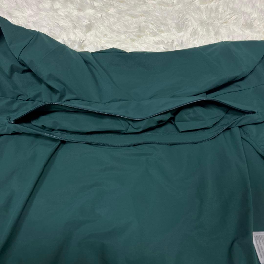 KJUS チュース　ジップアップジャケット　ダークグリーン　フード収納付き　M