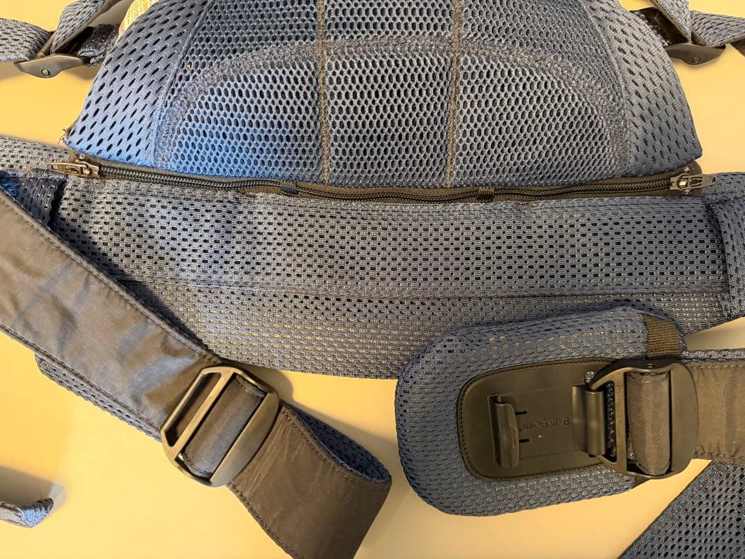 【おまけ付き】BABYBJORN ヘビービョルン ハーモニー 抱っこ紐　メッシュ