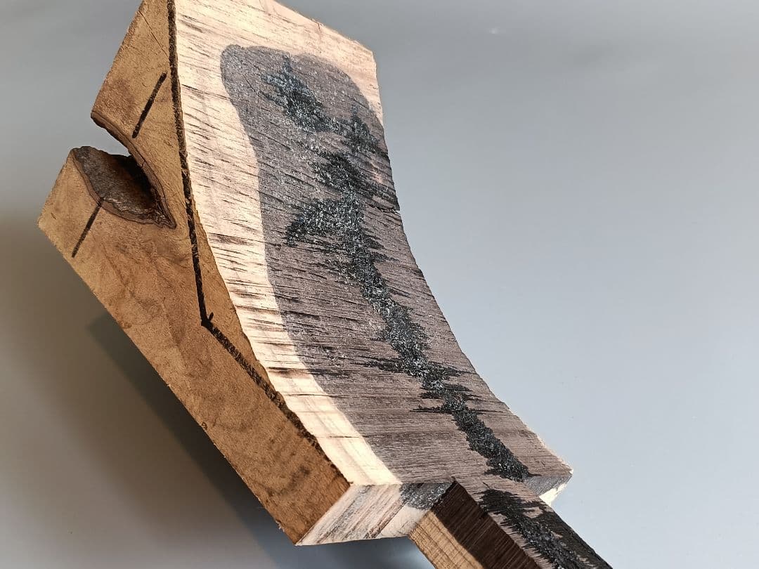 希少 沖縄三線用 棹材 沖縄本島今帰仁産黒木原木令和6年7月木取り済