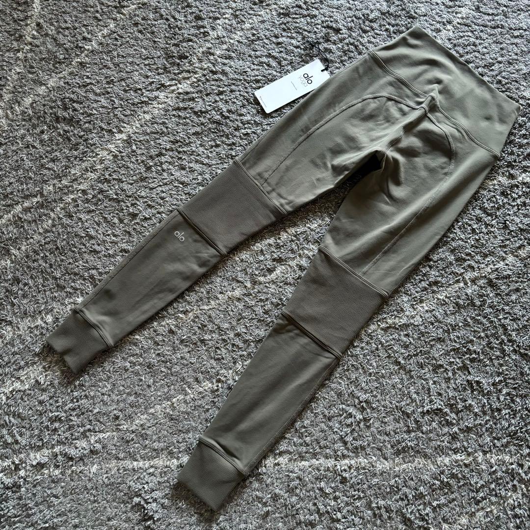 トコトコ★アロヨガaloyogaレギンス★ルルレモンアローヨガ好きも