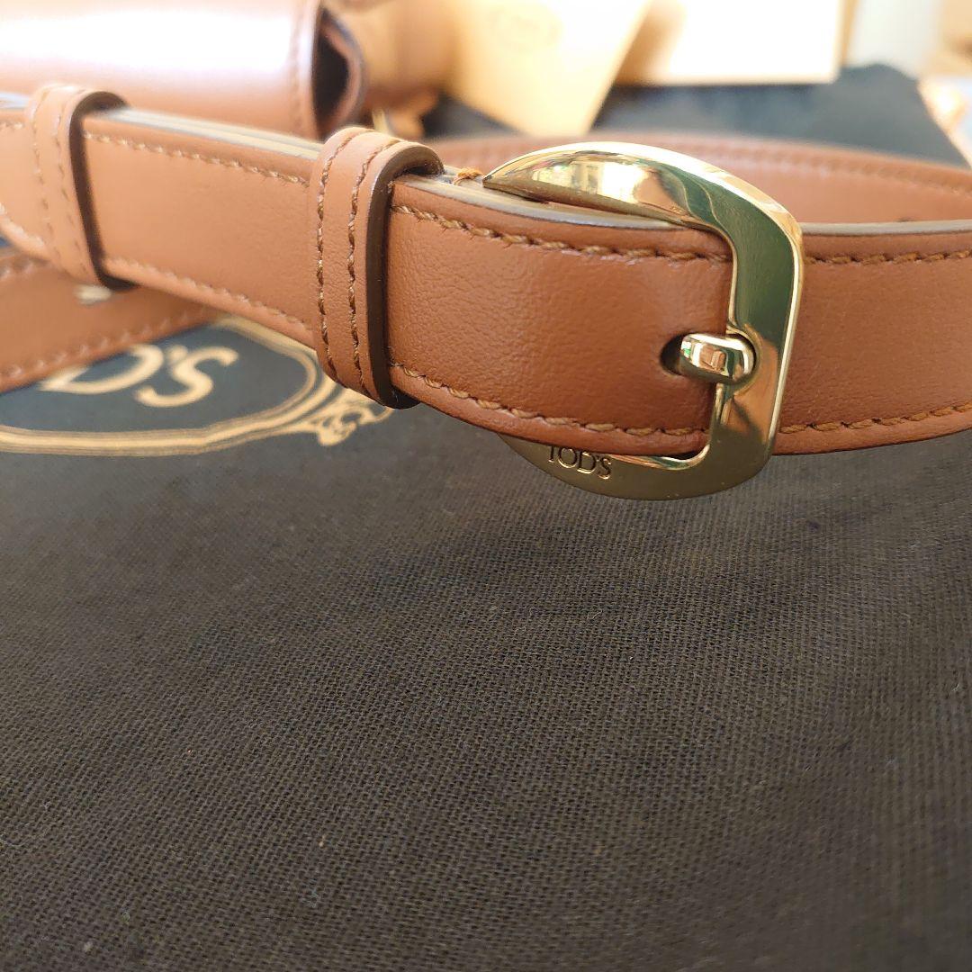 TOD'S タイムレス　クロスボディバッグ　キャメル