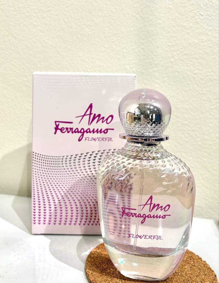 フェラガモ アモ フェラガモ フラワーフル オーデトワレ / 100m