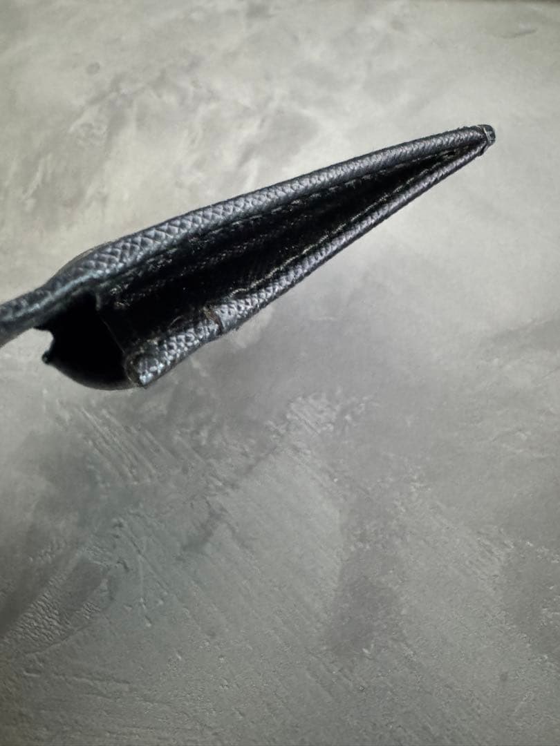 【送料無料】PRADA/プラダ　ブラックレザー名刺入れ