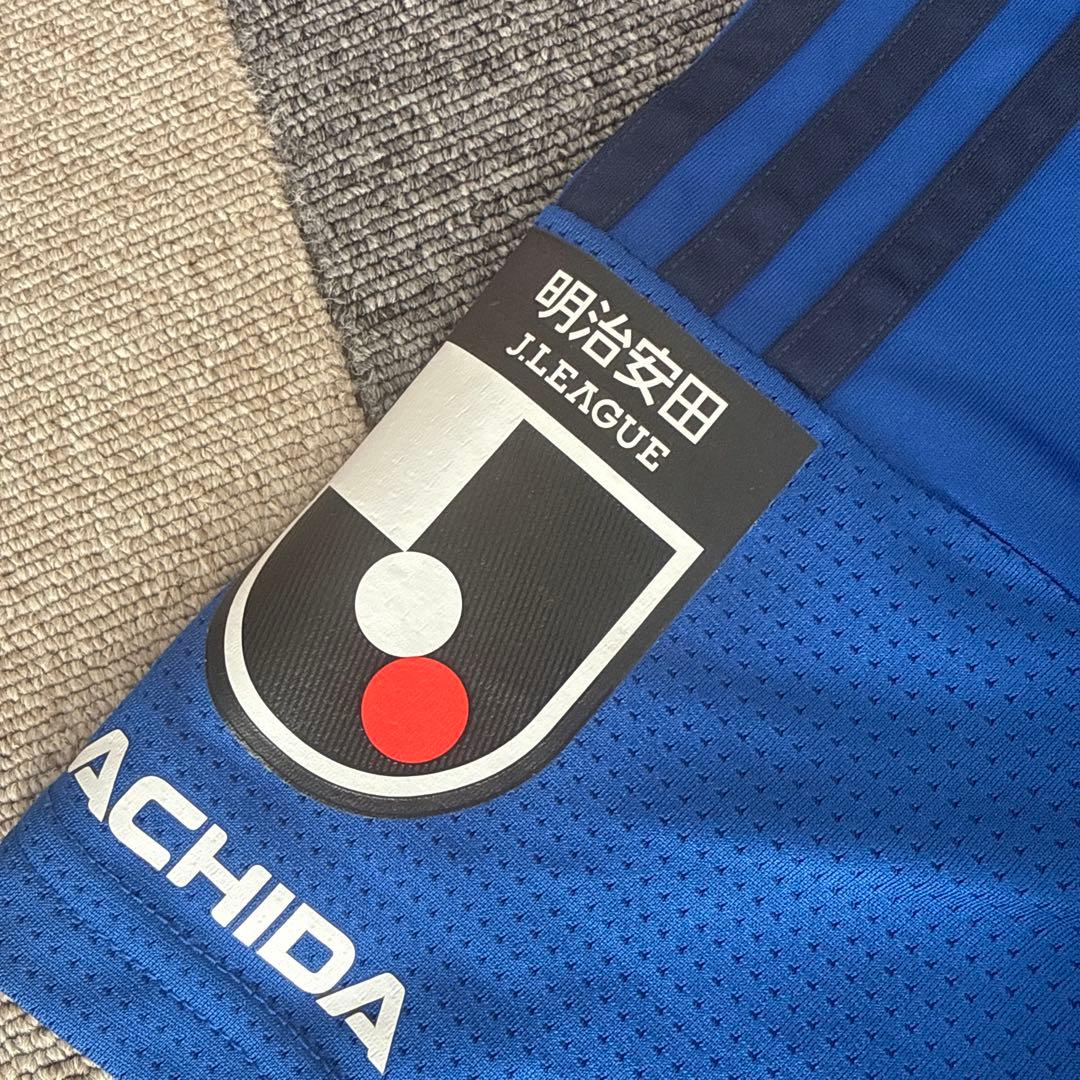 超美品　町田ゼルビア　ユニフォーム　adidas サッカーシャツ 青黒ストライプ